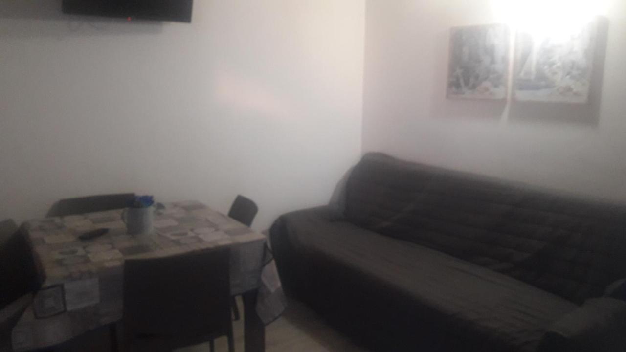 LMP Appartamento Vincenzina מראה חיצוני תמונה
